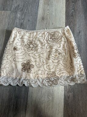 Edikted Beige Embellished Floral Sequin Mini Skirt